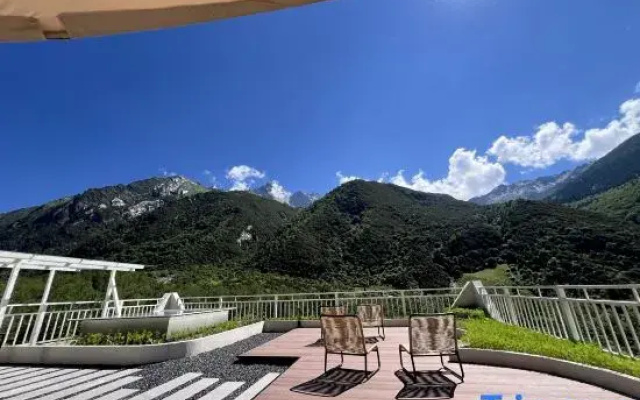 Little Carpenter Inn – Shuangqiaogou (2nd Branch)