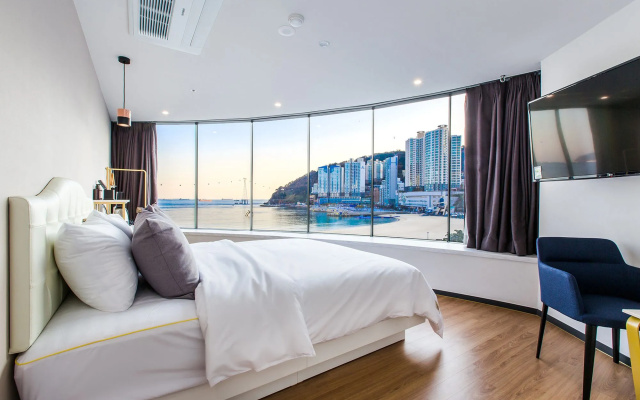 Brown-Dot Songdo