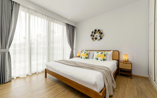 Квартира Bright & Spacious 1BR at Laguna Beachside