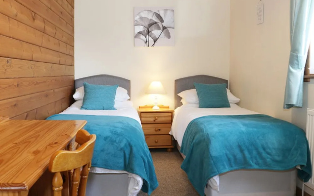 Hill View Lodge 3, Kidderminster