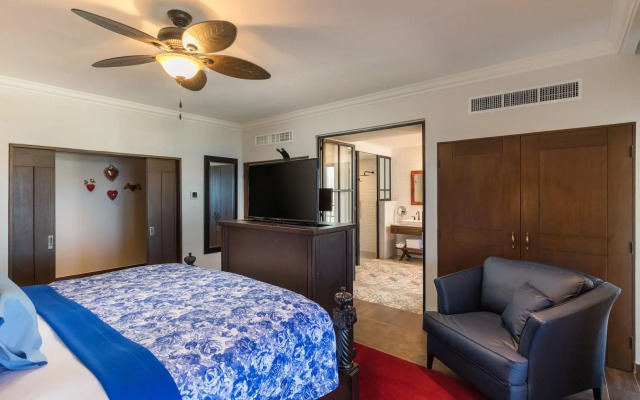 Vista Encantada Spa Resort & Residences