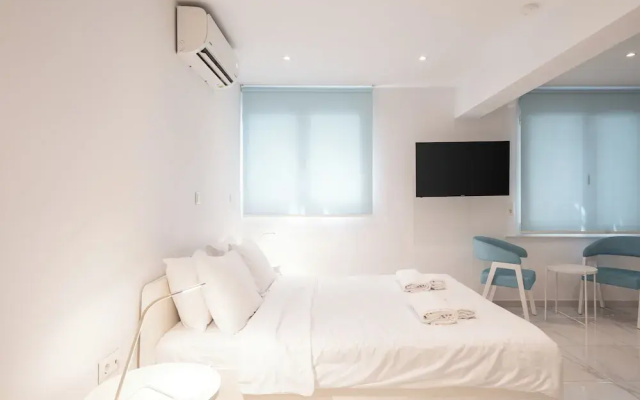 Cute and Convenient Studio in Athens