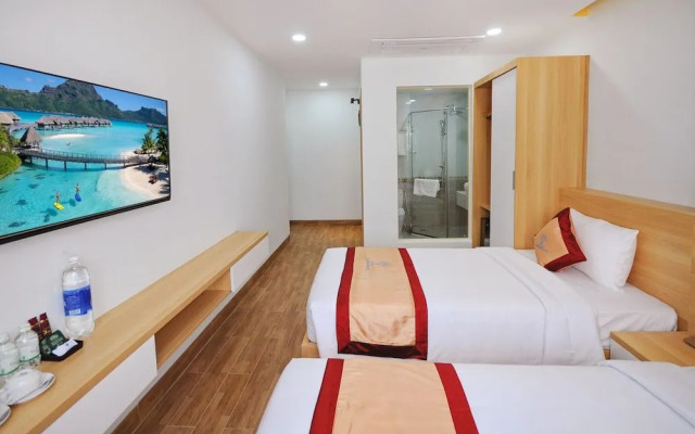 Diamond Blue Hotel