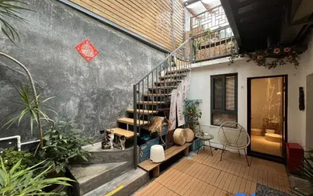 Xiaohe Chinese Inn (Chaozhou Ancient City Paifang Street)