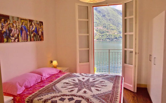 Persico vista lago by KlabHouse