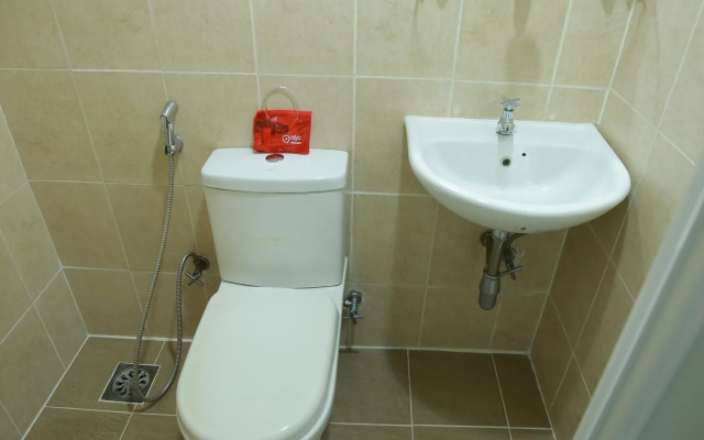 OYO 119 GDS Hotel
