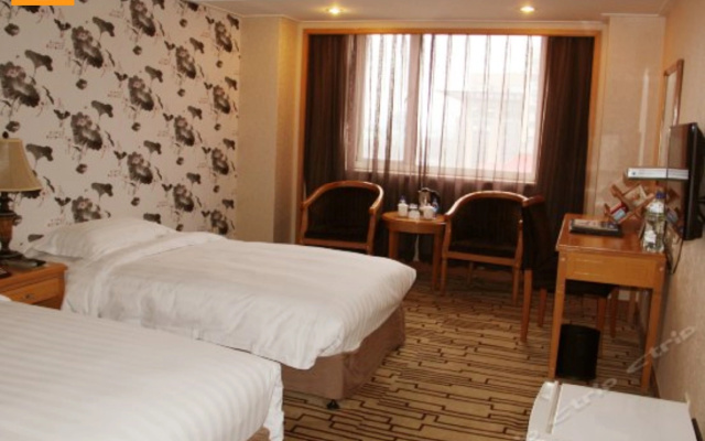 Beijing Dongjiaominxiang Hotel