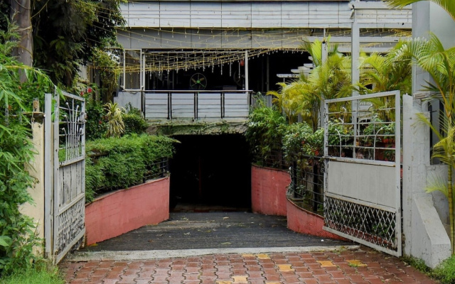 Deluxehotel Sarovar