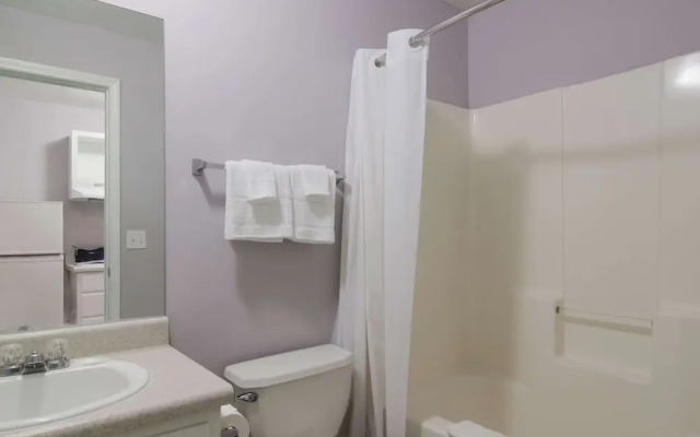 Savannah Suites