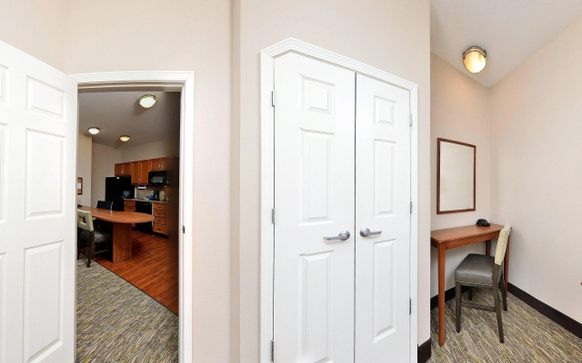 Candlewood Suites Athens by IHG