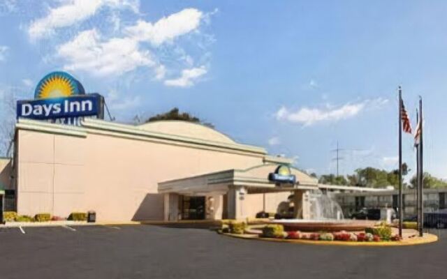 Days Inn by Wyndham Washington DC/Gateway 1