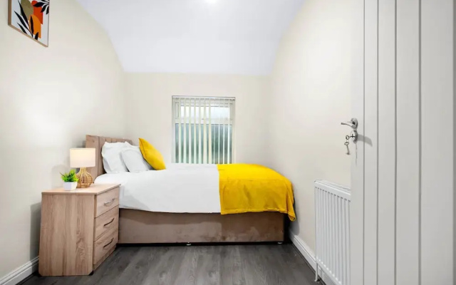 3br-sleeps6-parking-familyfriendly-nearastonvilla