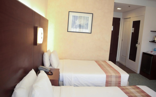Casablanca Suites Near Airport