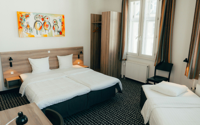 Good Morning + Copenhagen Star Hotel