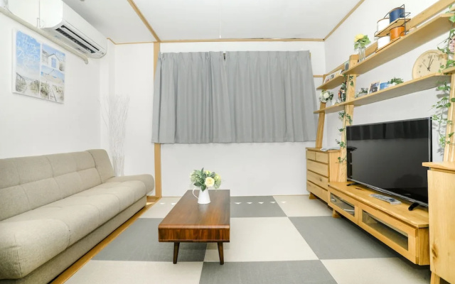 Nipponbashi Super House