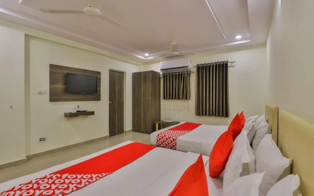 OYO 26999 Hotel Sg