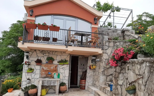 Apartments Kamena Ruza