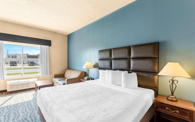 Best Western Holiday Manor