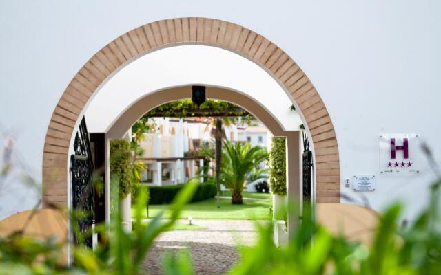 Luz Bay Hotel вид на фасад