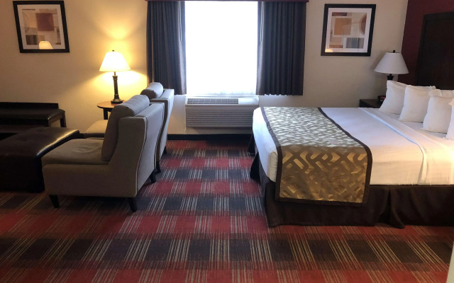 Best Western Dallas Inn & Suites