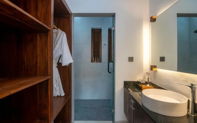 Griya Shanti Suites