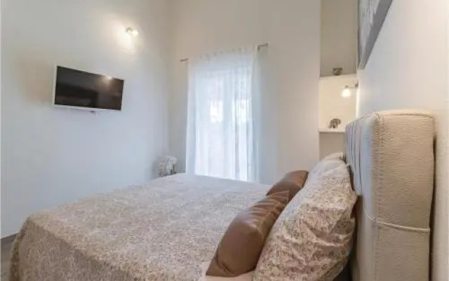Four-Bedroom Holiday Home in Radeki Polje