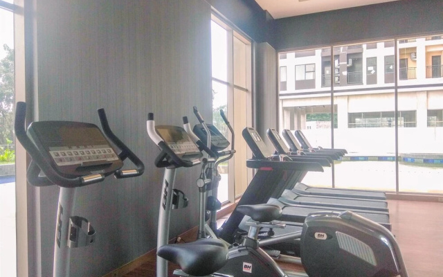 Good Deal Studio Apartment At Transpark Cibubur