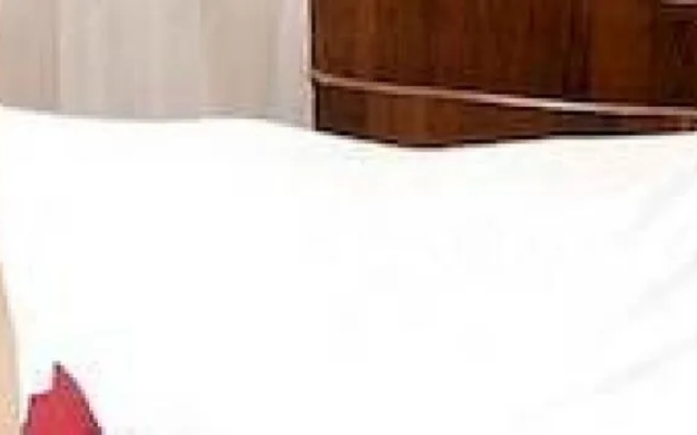Adinkra Plaza Hotel