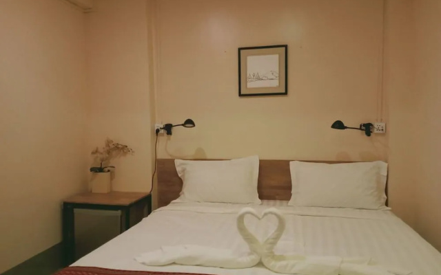 Amico Del Myanmar - Hostel
