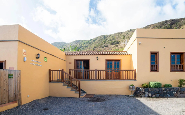 Nice Apartment With Fantastic Views of the Coastline of Tenerife
