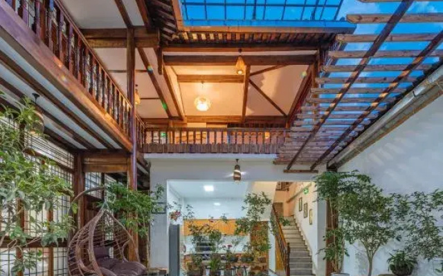 Sparkling Homestay Inn