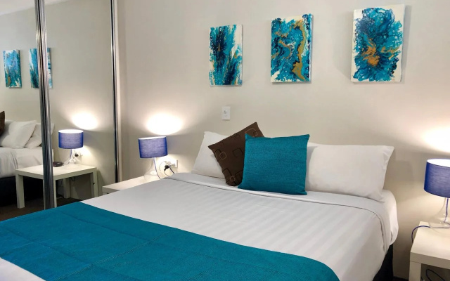 Hi Ho Beach Apartments