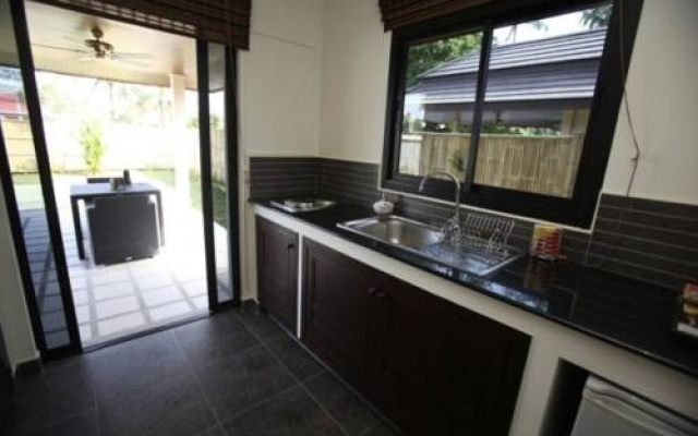 Phuket Pool Residence