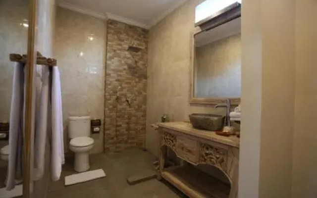 Uma Loka Villa