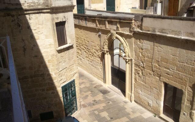 Отель Palazzo Martirano Лечче вид на фасад