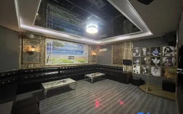 Jiayuguan Impression Xiongguan Concept Hotel