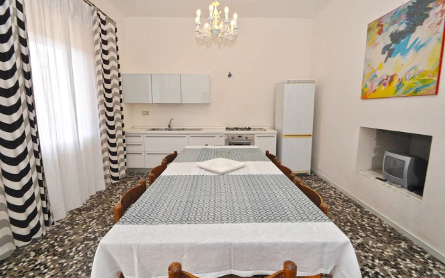 Villa Iris