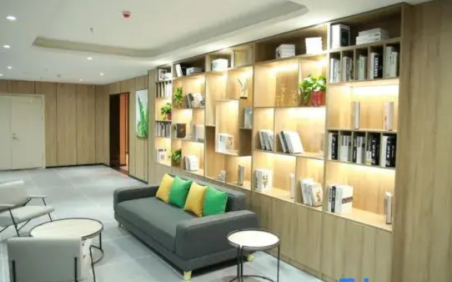 Shankee Tea Style Hotel (Suqian Hubin Xinqu Santai Mountain Park)