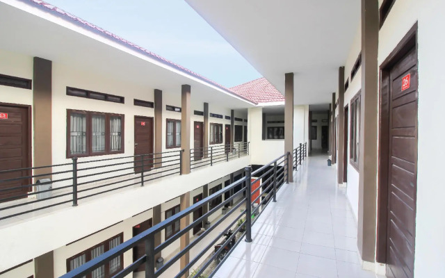 OYO 962 Family Homestay