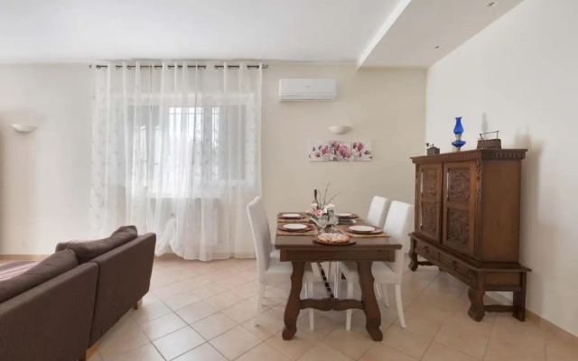 Villa Irma With Private Pool by Wonderful Italy