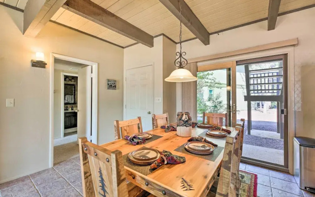 Patio & Fireplace: Country Club Pinetop Condo!