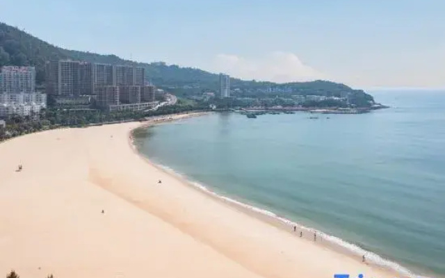 Yangjiang Zhongtai Hotel (Guangtai Mojiang Road)