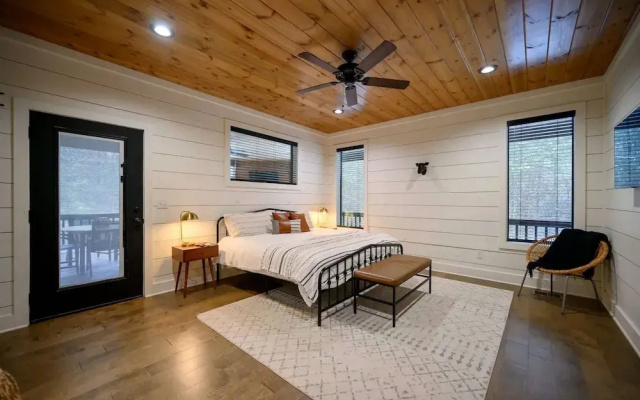 Quiet/private Cabin - Couples/family - Ideal Location