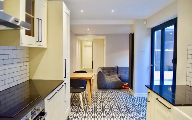 Spacious 1 Bedroom Flat With Garden