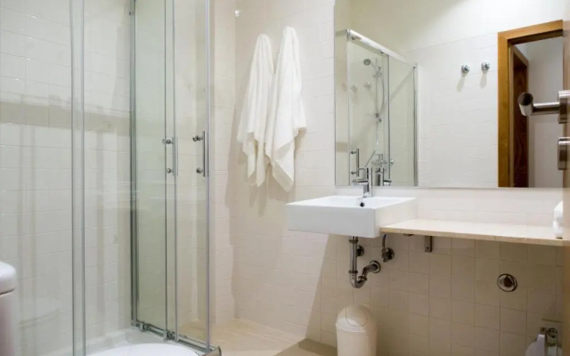 Belomont6 Apartments