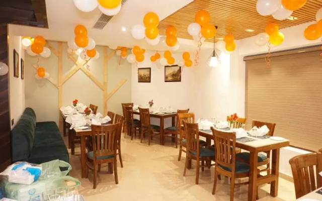 Hotel Mayra Grand