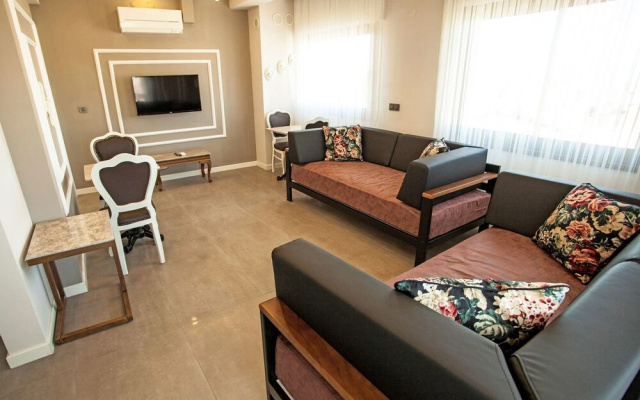 Lion Park Suites & Residence Hotel