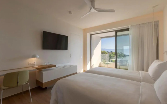 Mirage Chalkida City Resort