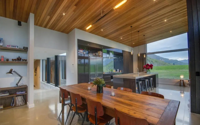 The Woolstore Luxury Holiday Home by Majordomo