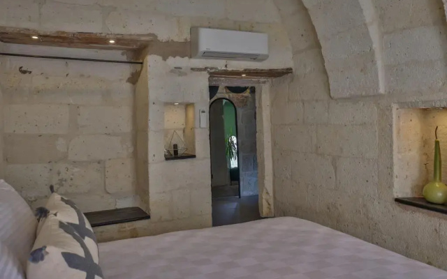 Eka Cave Maison